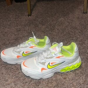 Nike Zoom Air Fire Sneakers
